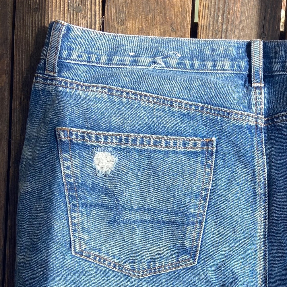 american eagle high waisted mom jeans - Picture 5 of 5